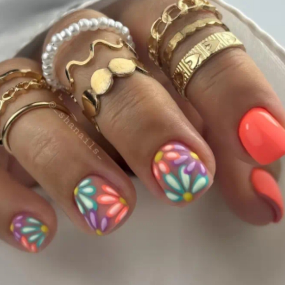 🔥3/$21 Colorful Floral Press On Nails with Orange Accent - Picture 1 of 4